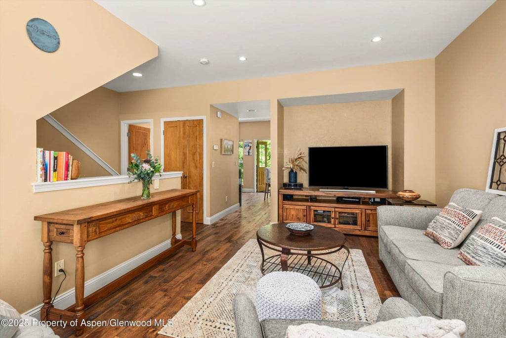 10 of 37 - 169 Village Lane, Carbondale, CO