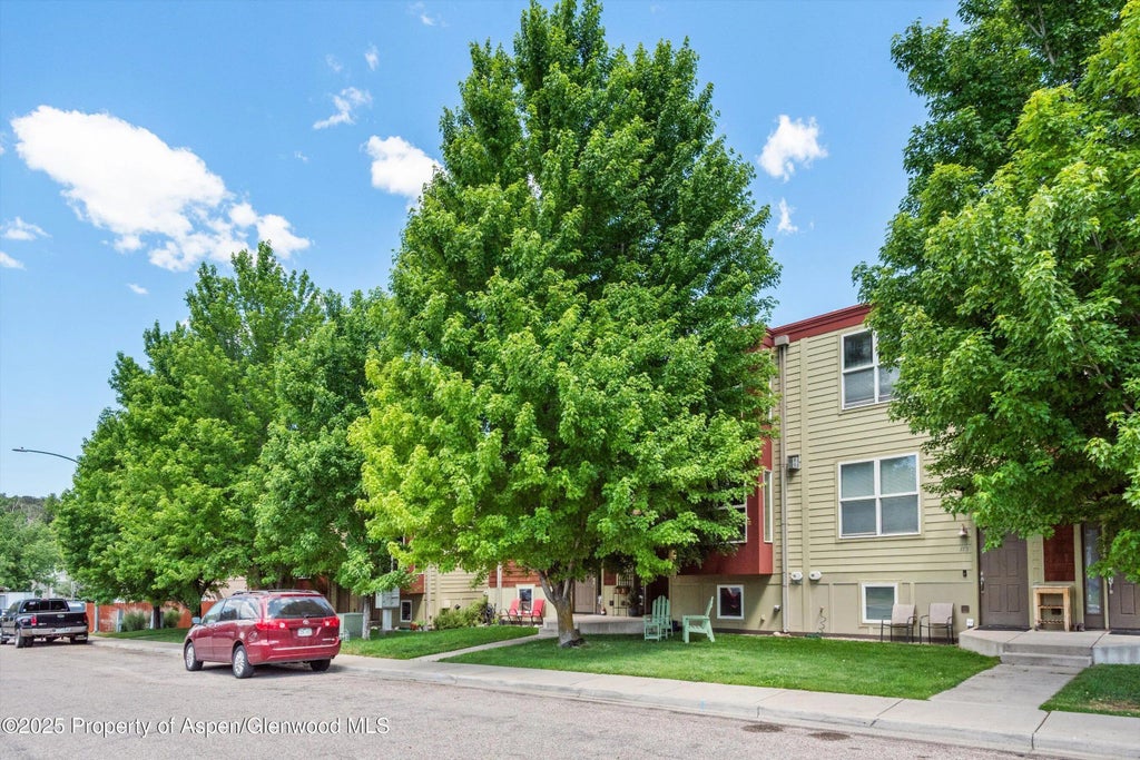 31 of 37 - 169 Village Lane, Carbondale, CO