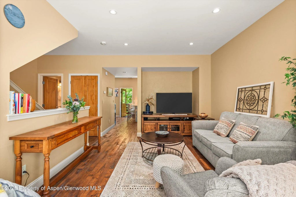 8 of 37 - 169 Village Lane, Carbondale, CO
