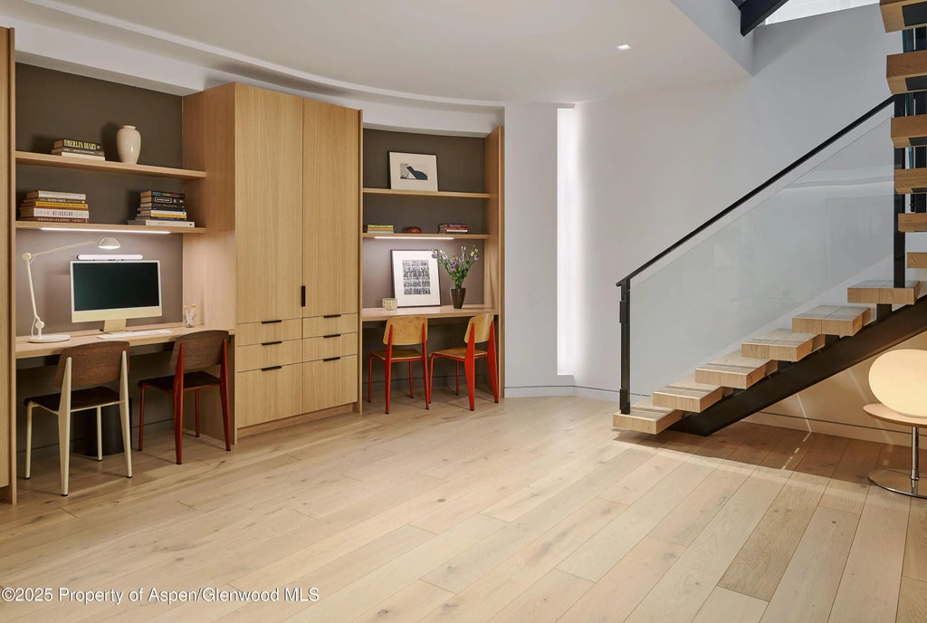 19 of 30 - 612 W Francis Street, Aspen, CO