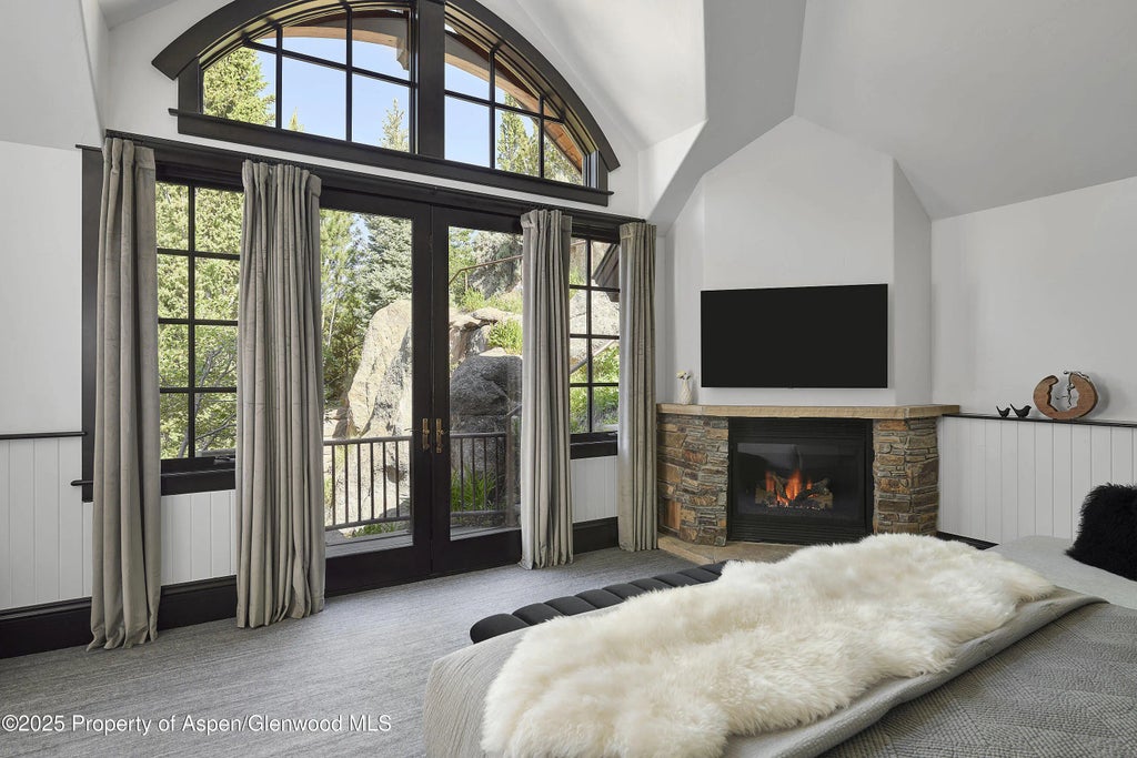 14 of 31 - 1430 Silver King Drive, Aspen, CO