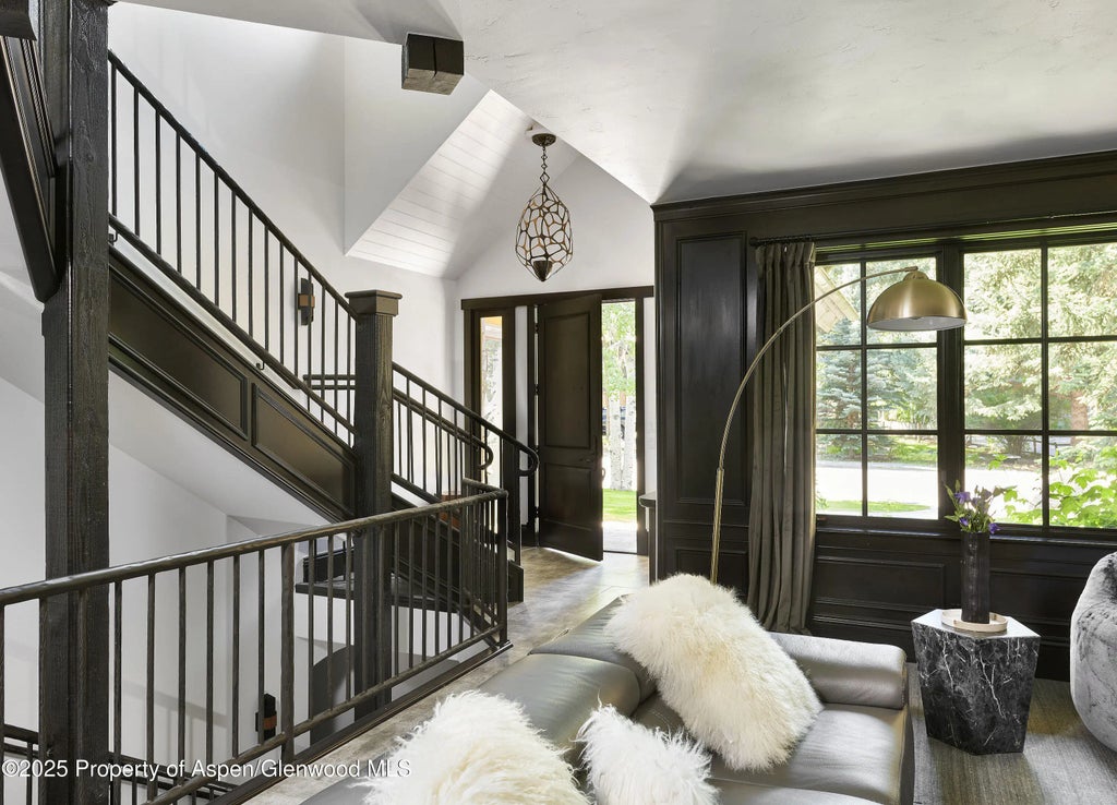 19 of 31 - 1430 Silver King Drive, Aspen, CO