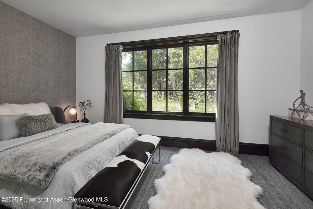 21 of 31 - 1430 Silver King Drive, Aspen, CO