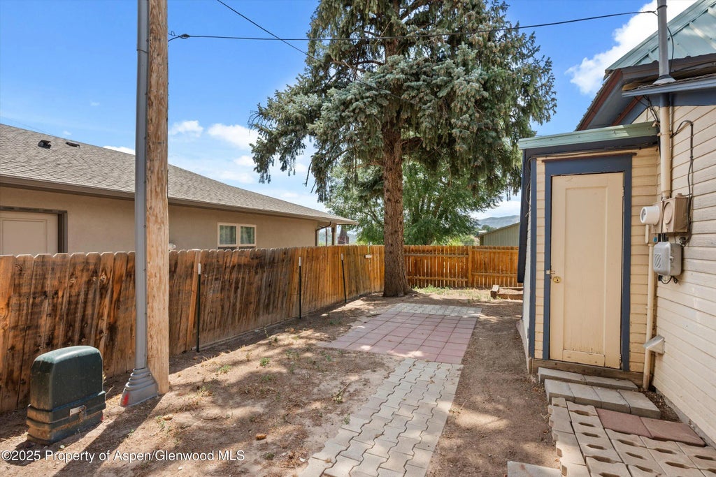 21 of 25 - 440 Whiteriver Avenue, Rifle, CO