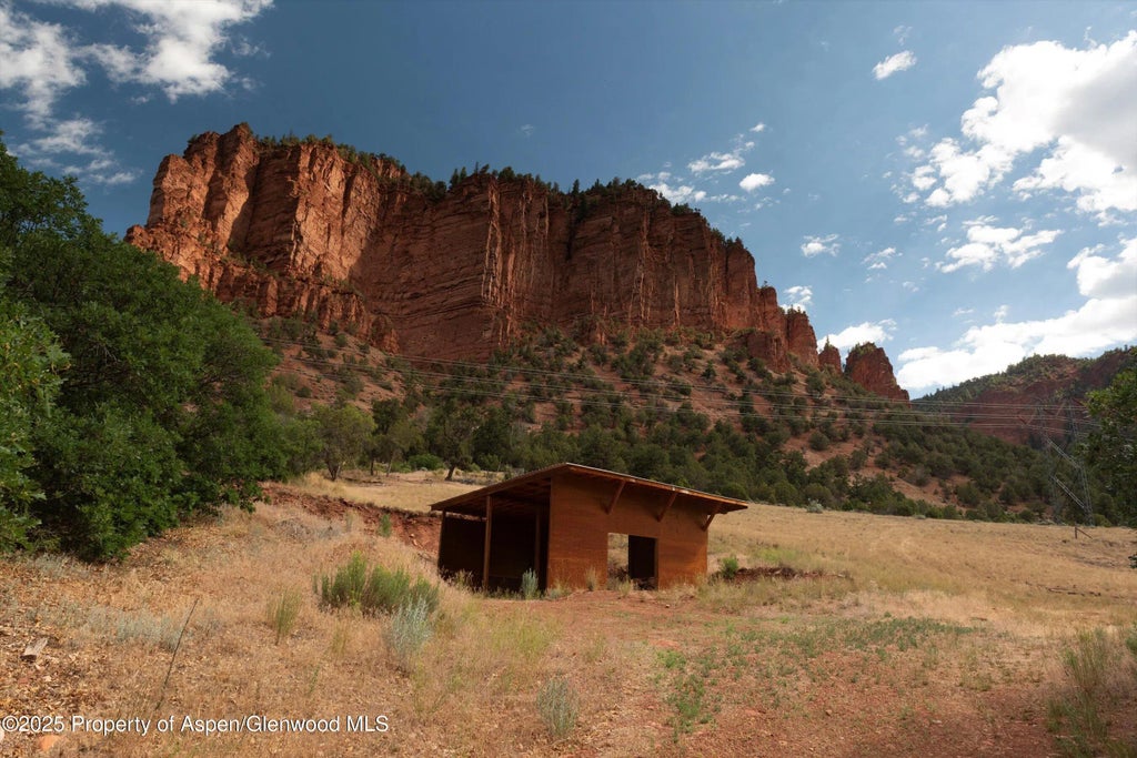 10 of 22 - 5045 Frying Pan Road, Basalt, CO