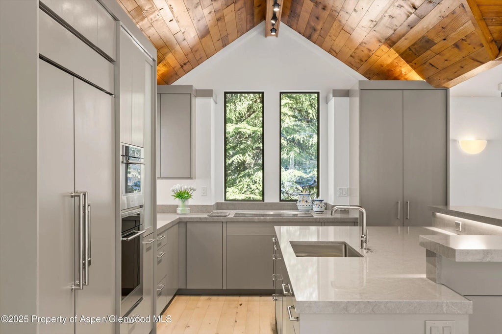 11 of 41 - 437 W Smuggler Street, Aspen, CO