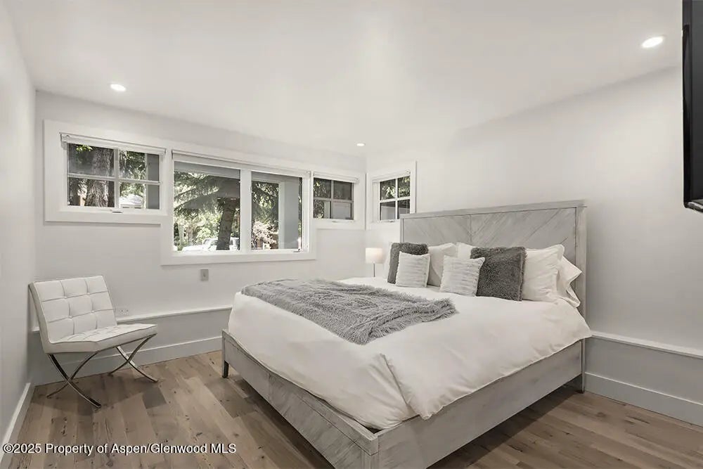 23 of 41 - 437 W Smuggler Street, Aspen, CO