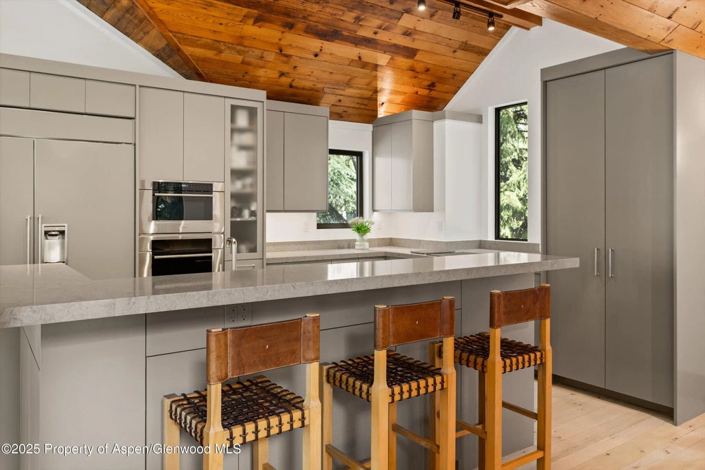 7 of 41 - 437 W Smuggler Street, Aspen, CO