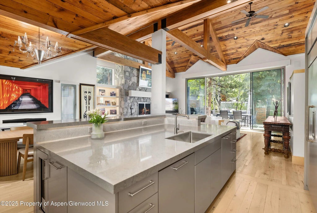 9 of 41 - 437 W Smuggler Street, Aspen, CO