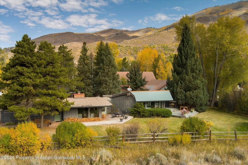 10 of 17 - 1227 Mountain View Drive Units 1 & 2, Aspen, CO