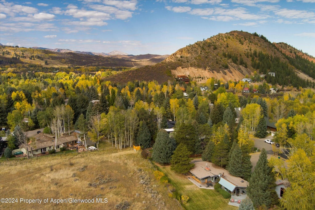 7 of 17 - 1227 Mountain View Drive Units 1 & 2, Aspen, CO