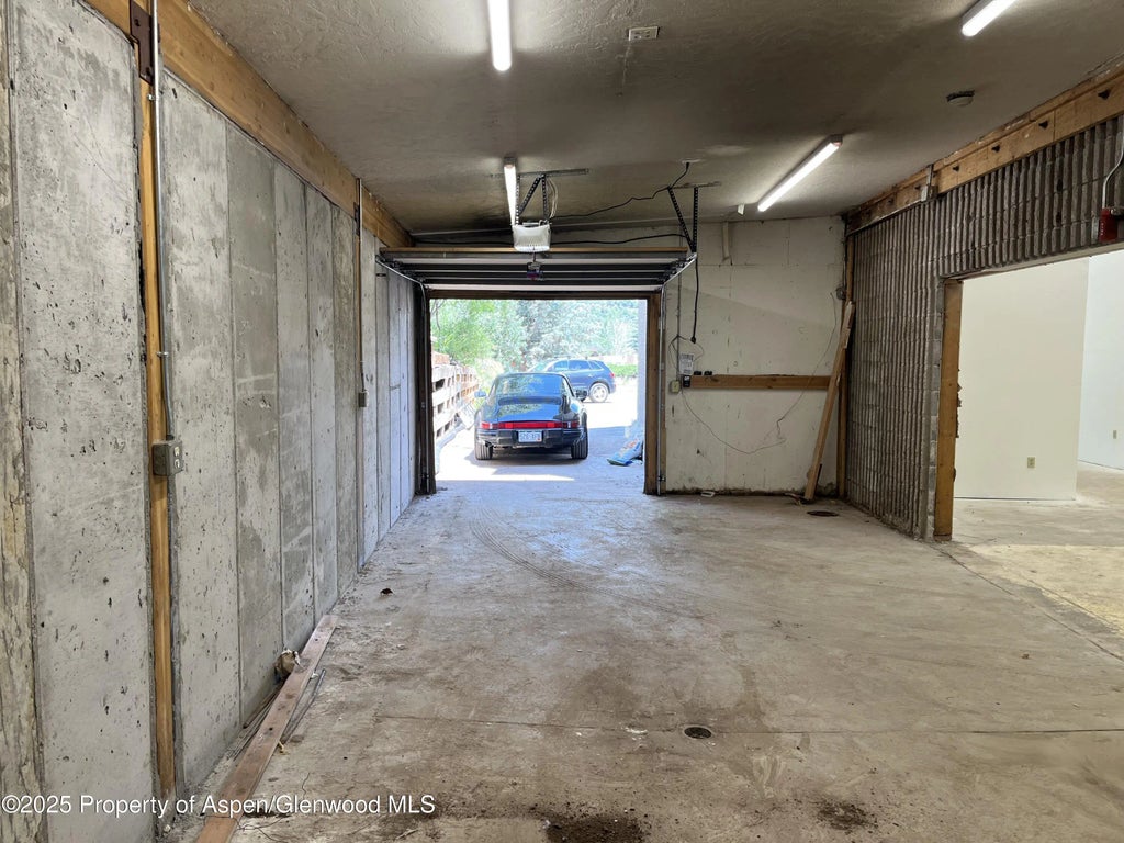 9 of 24 - 209 Ventnor A, Aspen, CO