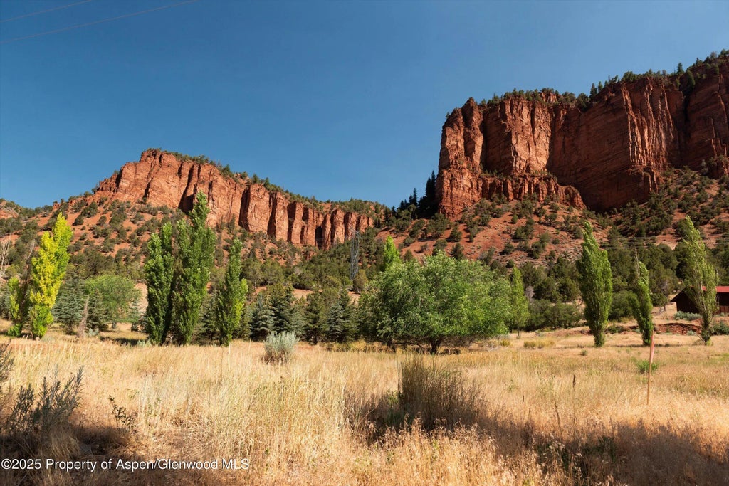 7 of 20 - 4959 Frying Pan Road, Basalt, CO