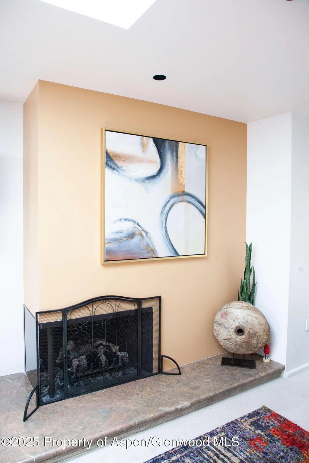 6 of 16 - 210 E Cooper Avenue 3e, Aspen, CO