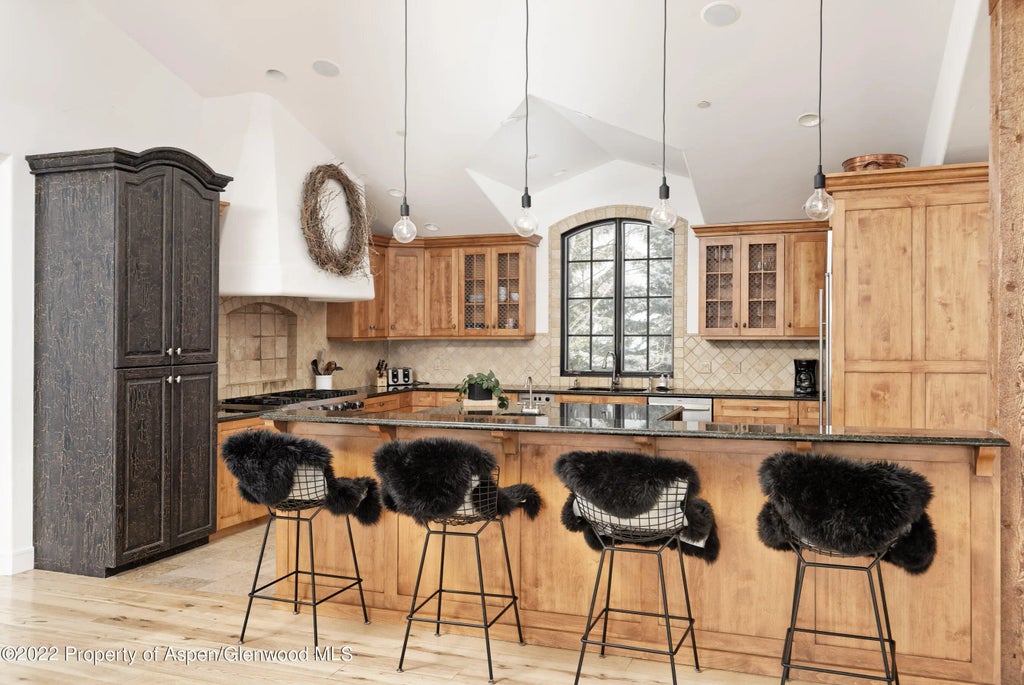 10 of 34 - 2908 Juniper Hill Drive, Aspen, CO