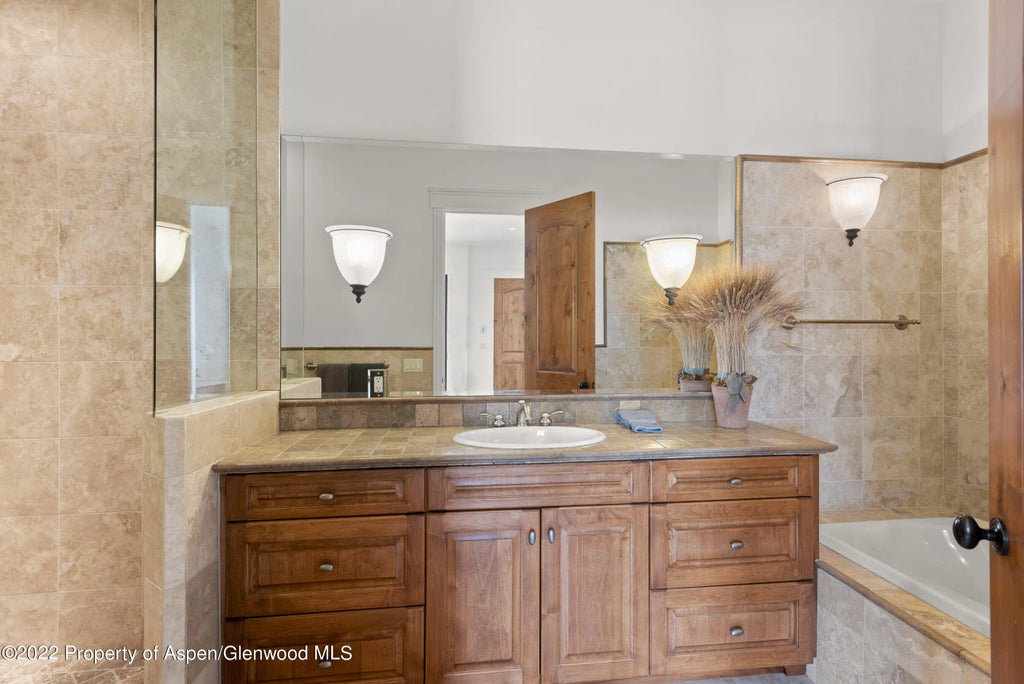 27 of 34 - 2908 Juniper Hill Drive, Aspen, CO