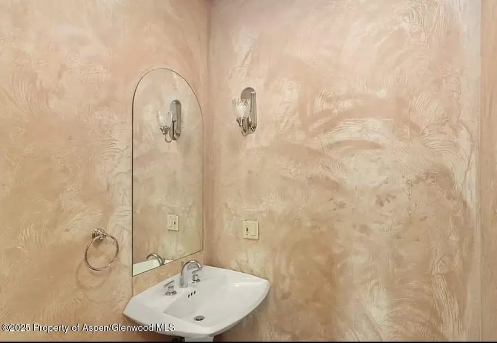 11 of 17 - 60 River Cove Court, Basalt, CO