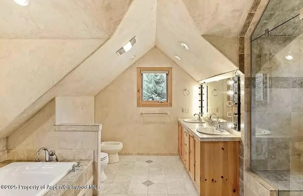 13 of 17 - 60 River Cove Court, Basalt, CO