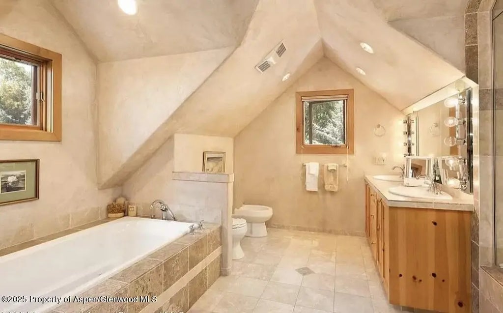 7 of 17 - 60 River Cove Court, Basalt, CO