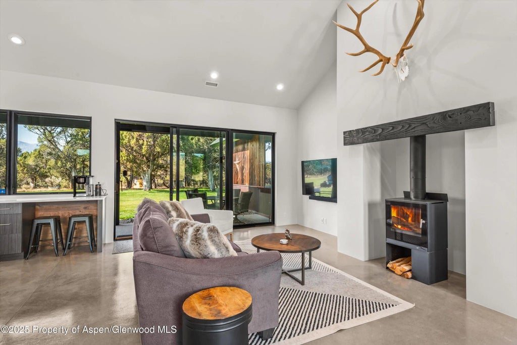 14 of 52 - 30 Sopris Lane, Carbondale, CO