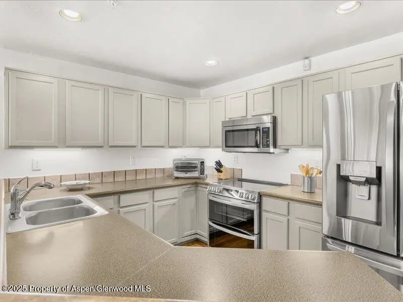 4 of 20 - 2701 Midland Avenue #1111, Glenwood Springs, CO
