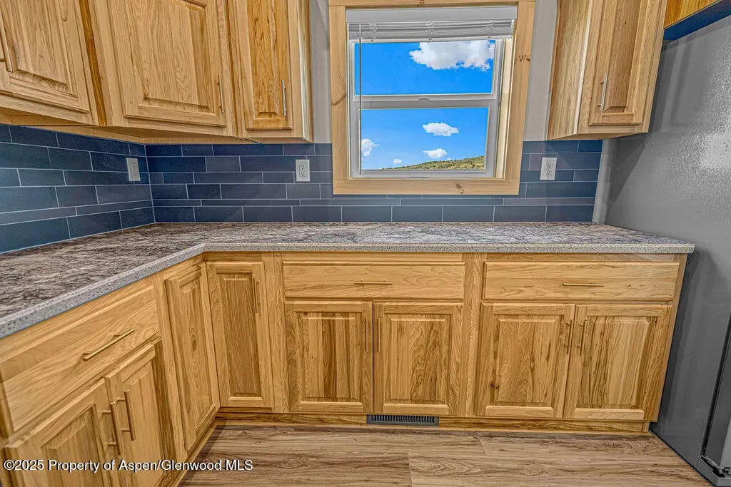 13 of 52 - 118 Highland Drive, Craig, CO