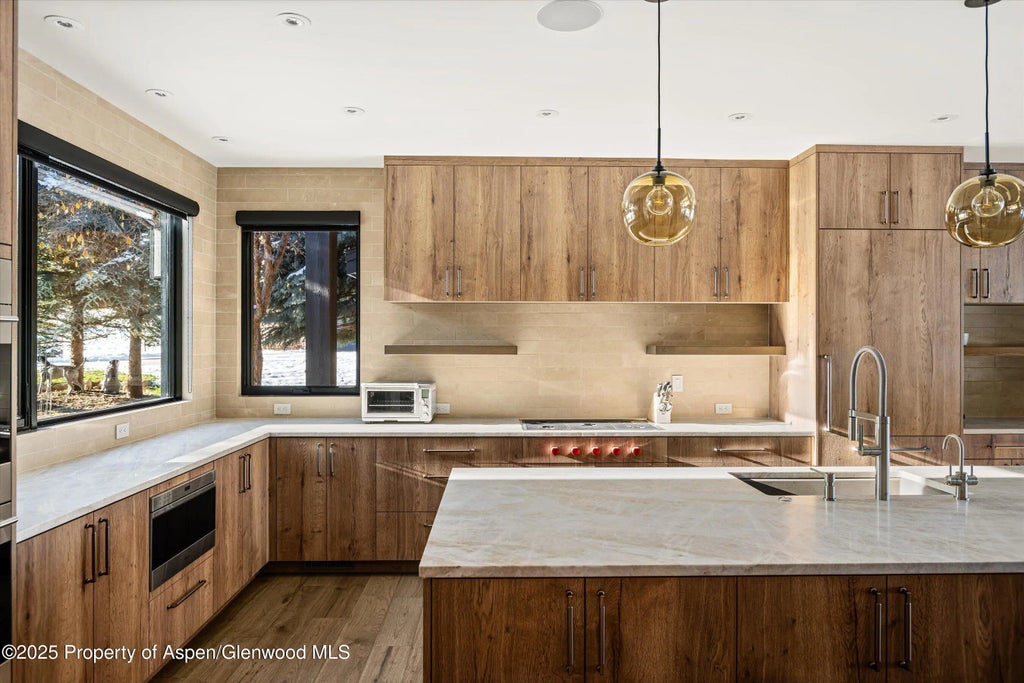 9 of 43 - 139 River Glen Road, Carbondale, CO