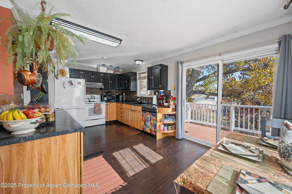 6 of 27 - 1617 W 7th Street, Rifle, CO