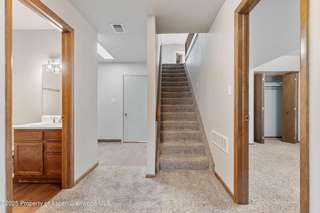 43 of 70 - 6616 High Drive, Morrison, CO