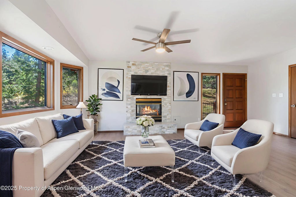 9 of 70 - 6616 High Drive, Morrison, CO