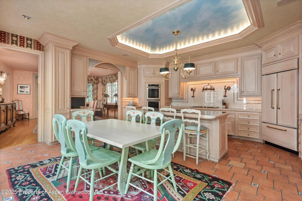 7 of 28 - 425 W North Street, Aspen, CO