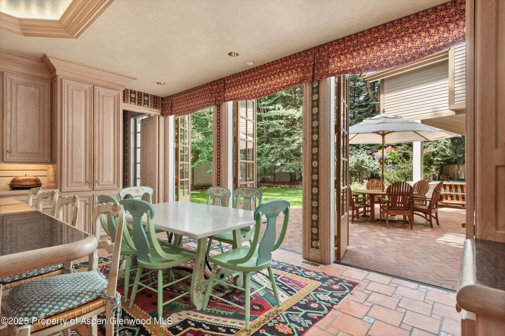 8 of 28 - 425 W North Street, Aspen, CO