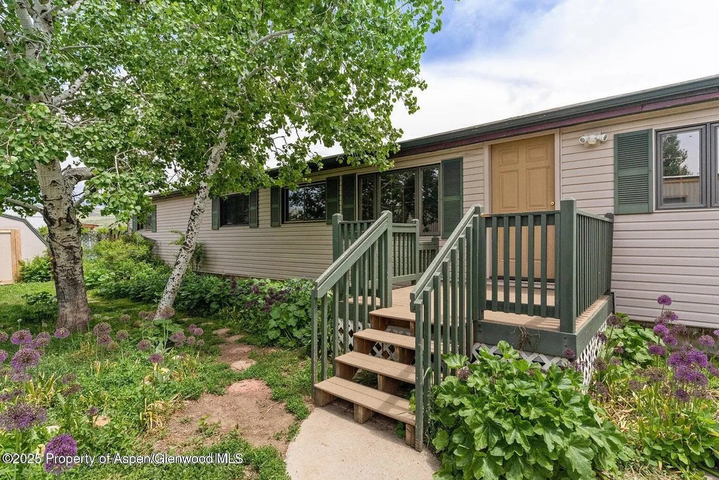 1 of 20 - 1100 W Jefferson Avenue #15, Hayden, CO
