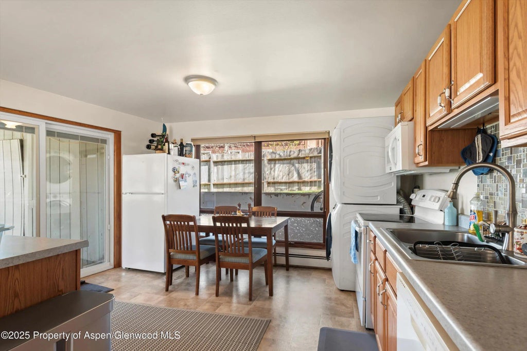 32 of 45 - 534/536 Spruce Street, Aspen, CO