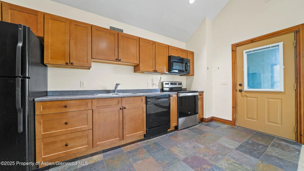 34 of 45 - 225 Juniper Court, Basalt, CO