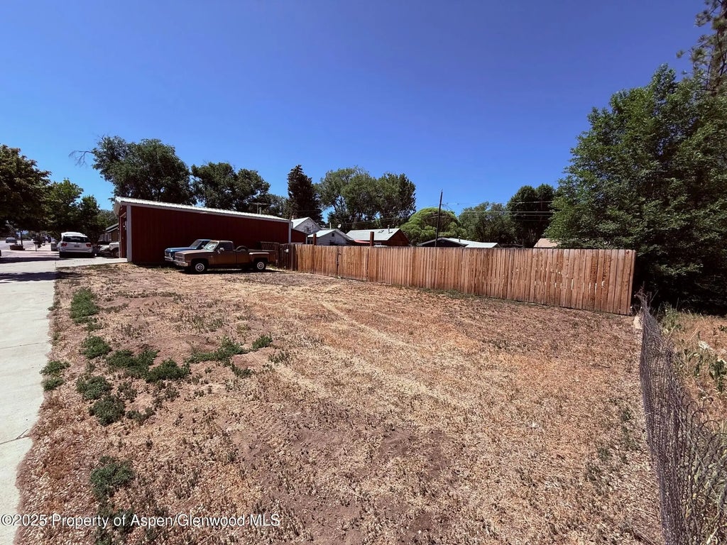 8 of 14 - 110 N 5th Street, Silt, CO