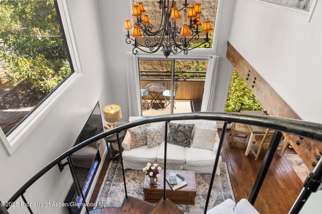 4 of 16 - 1024 E Cooper Avenue 8, Aspen, CO