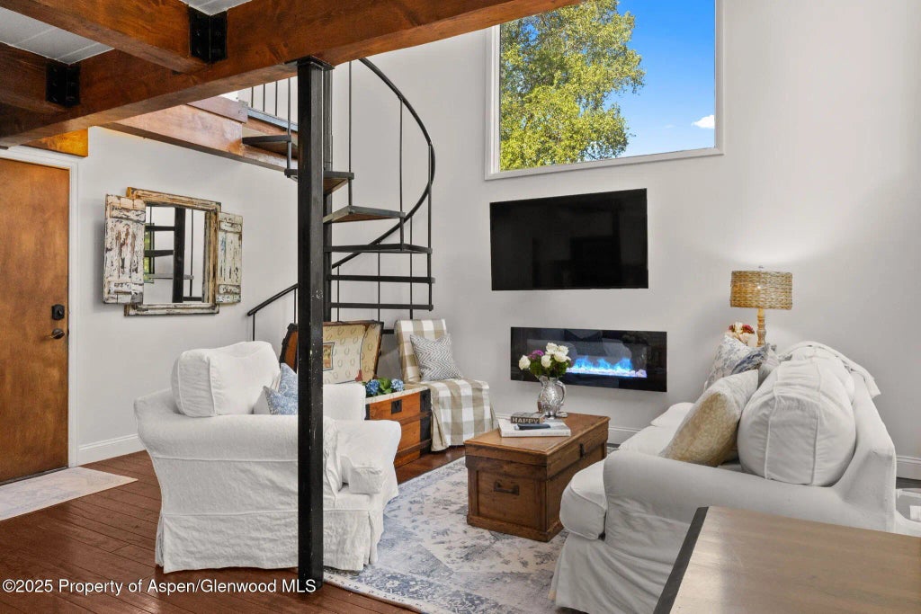 5 of 16 - 1024 E Cooper Avenue 8, Aspen, CO