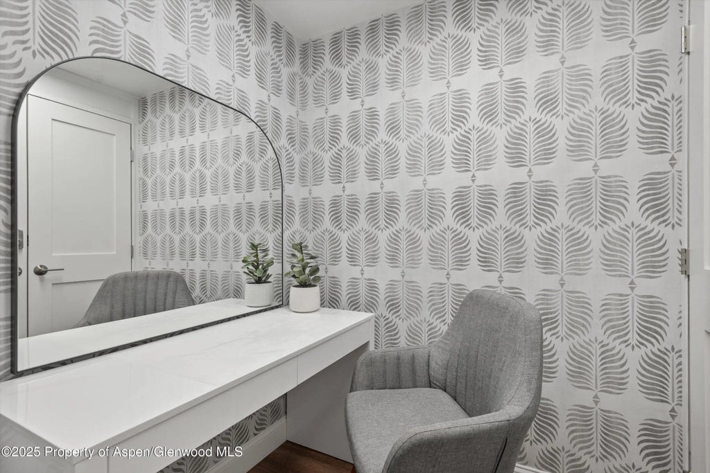 9 of 11 - 450 S Original Street #9, Aspen, CO