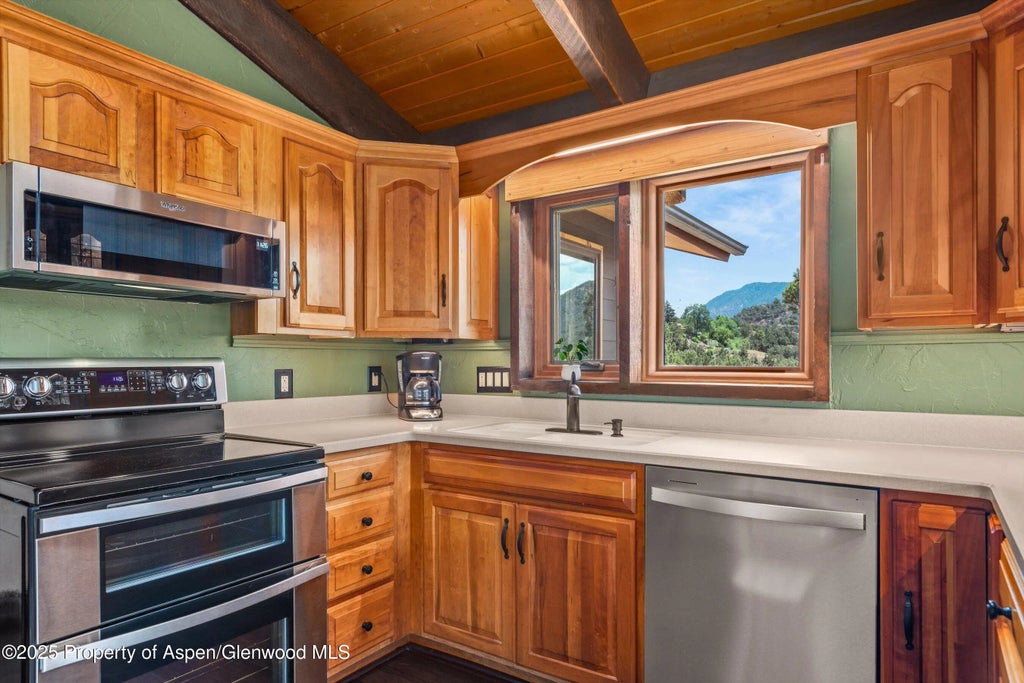 27 of 52 - 679 Pinon Drive, Basalt, CO