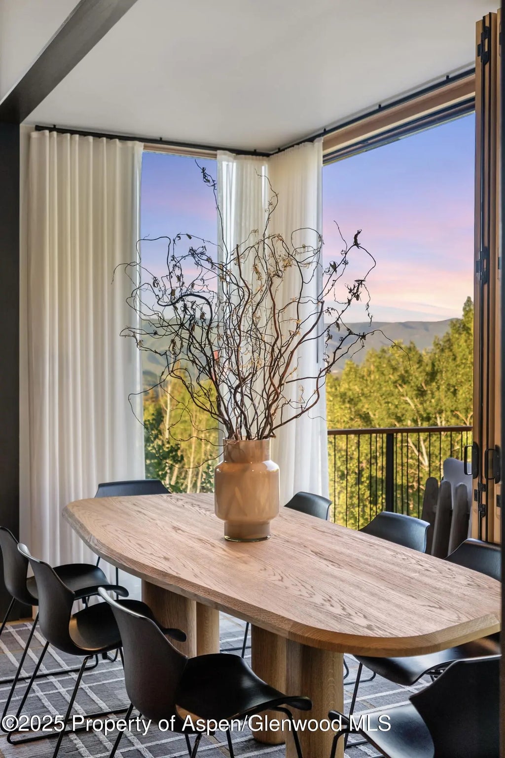 9 of 20 - 411 Wood Road 10, Snowmass Village, CO