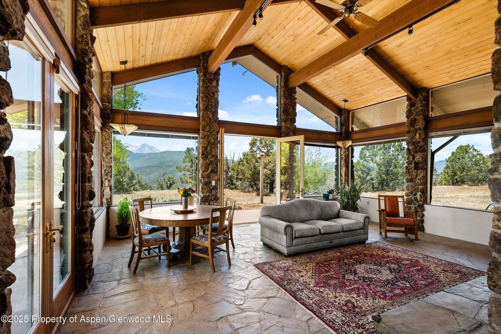 10 of 45 - 14 Fender Lane, Carbondale, CO