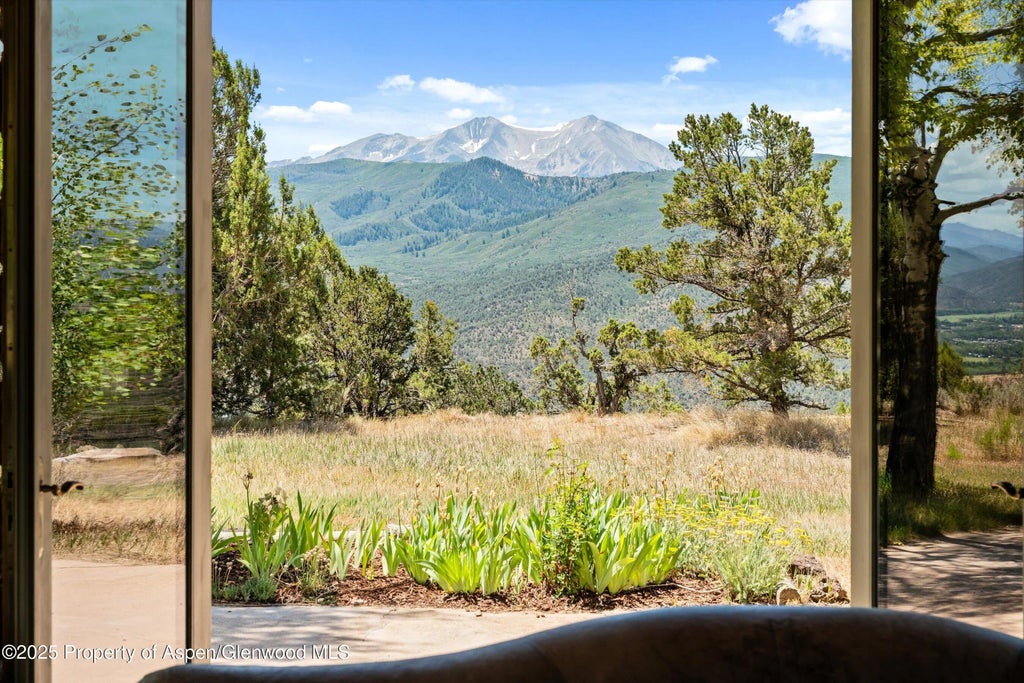 12 of 45 - 14 Fender Lane, Carbondale, CO