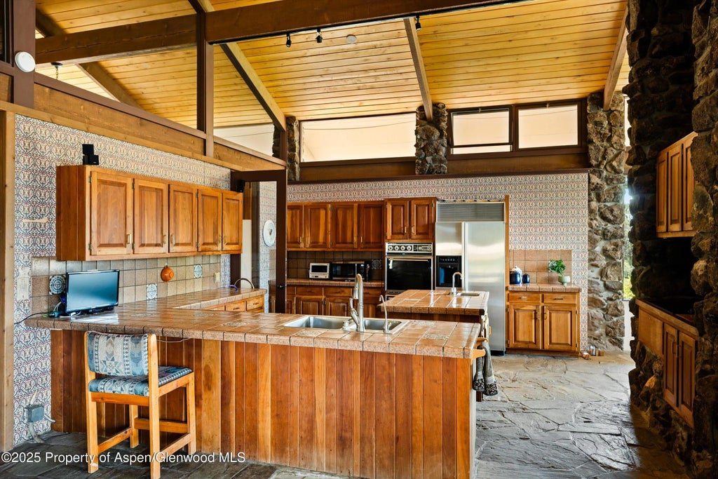 16 of 45 - 14 Fender Lane, Carbondale, CO