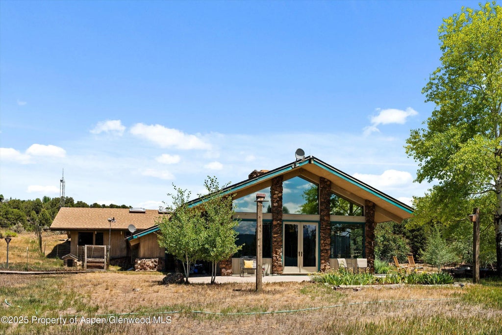 6 of 45 - 14 Fender Lane, Carbondale, CO
