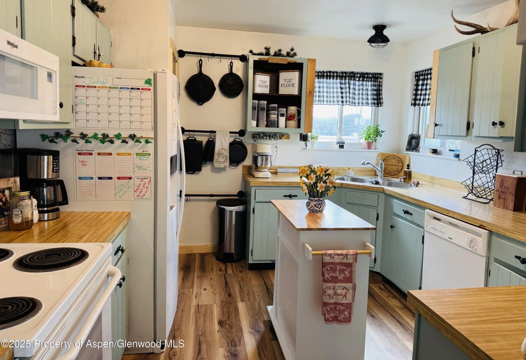 25 of 36 - 410 Market Street, Meeker, CO