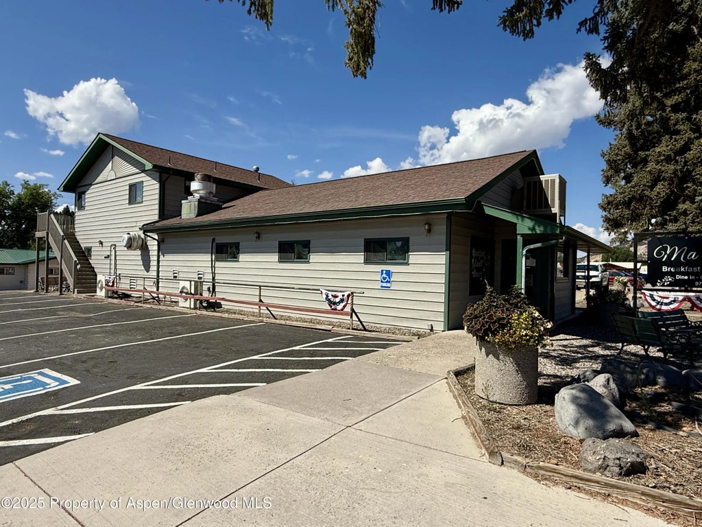 34 of 36 - 410 Market Street, Meeker, CO