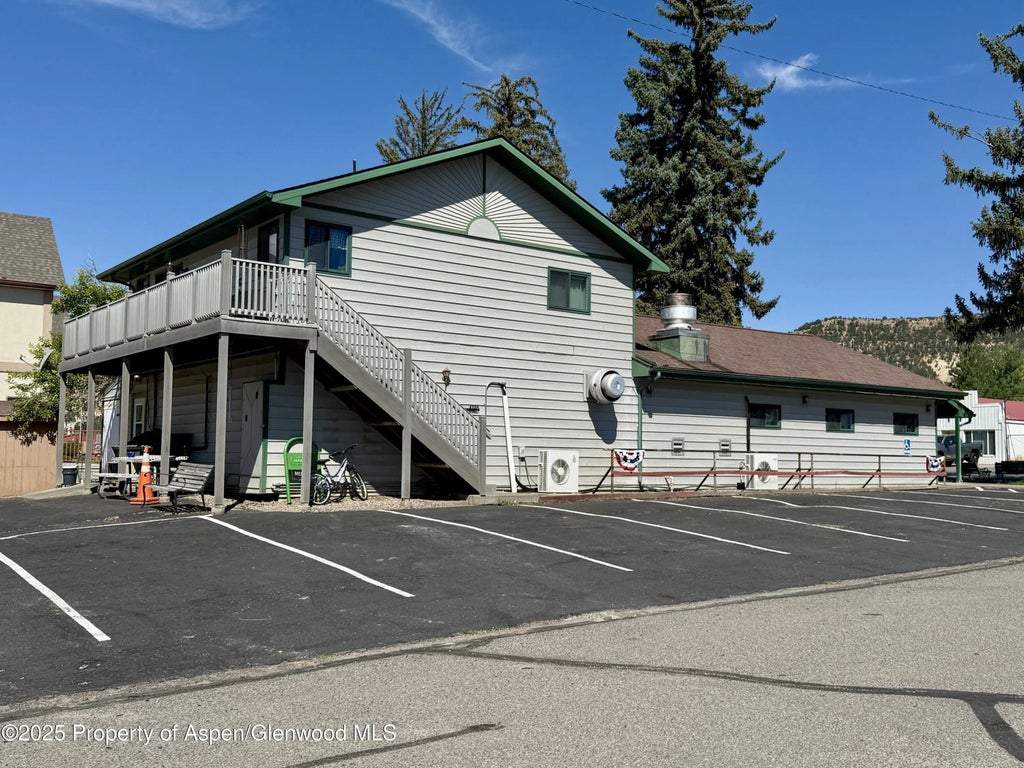 35 of 36 - 410 Market Street, Meeker, CO