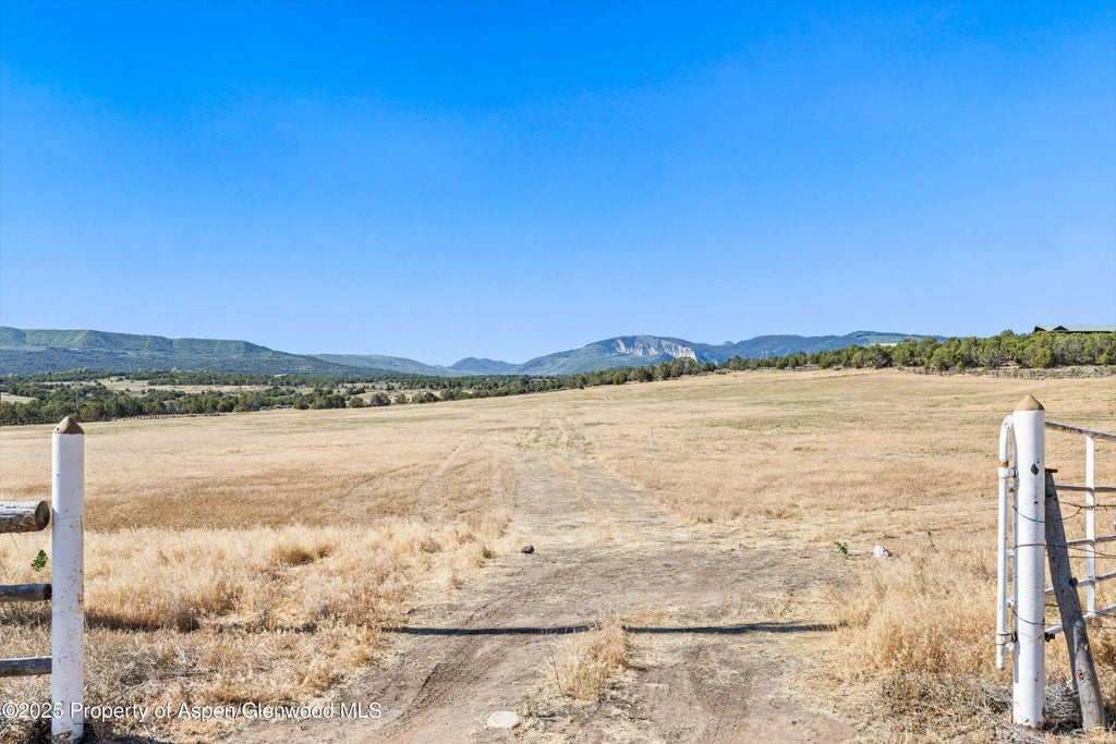 79 of 83 - 7781 County Road 320, Rifle, CO
