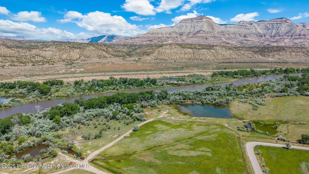 15 of 15 - 4695 Highway 6 & 24, De Beque, CO